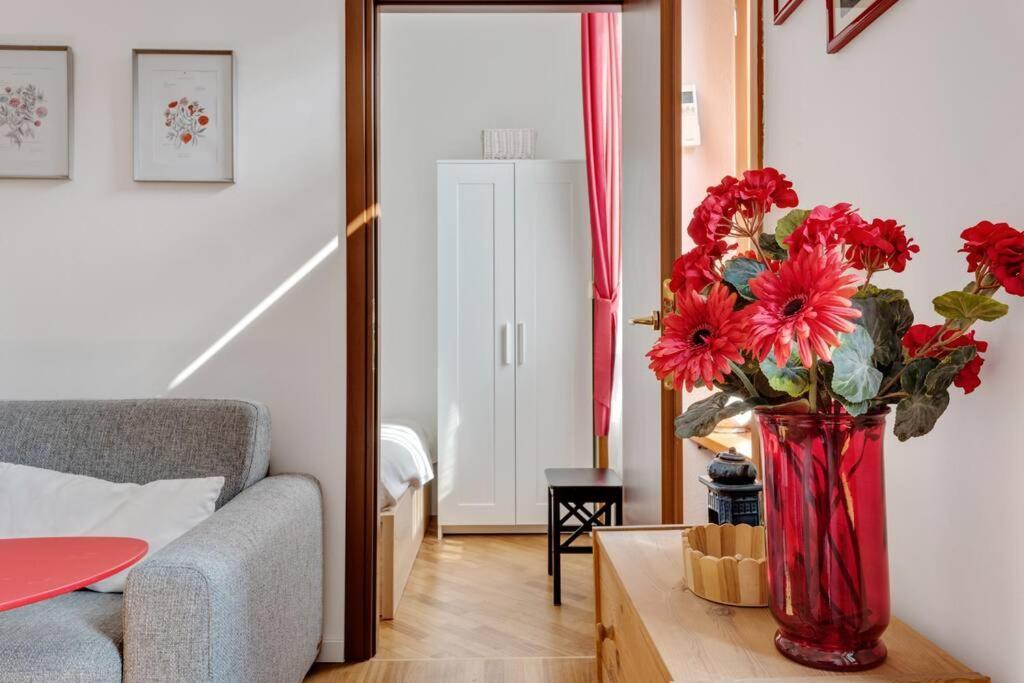 Easylife - Bello E Luminoso Flat In Zona Centrale Милано Екстериор снимка